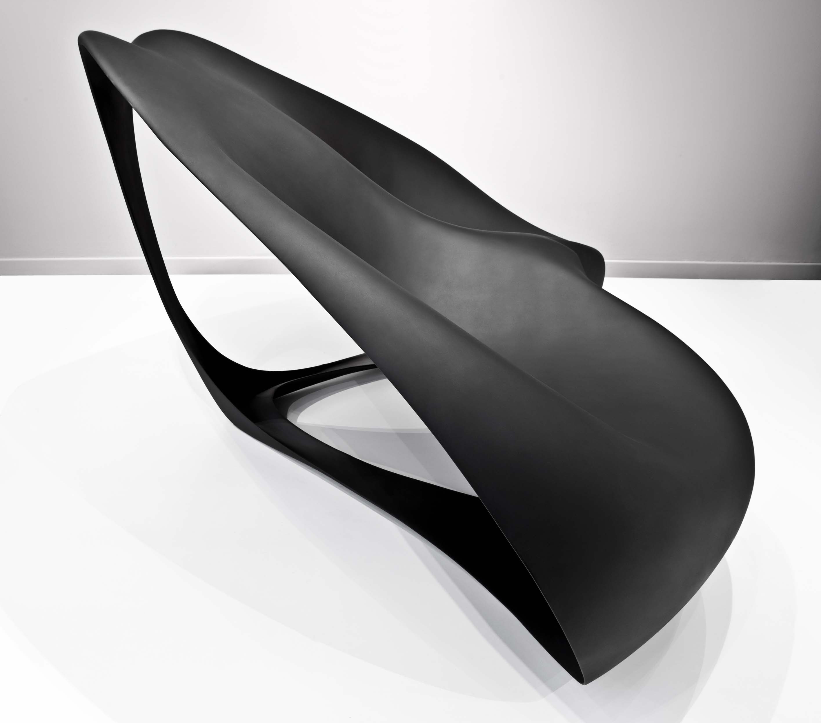 SISANDI ZAHA Brazilian midnight black 1